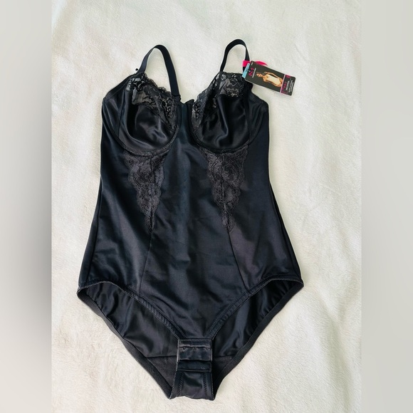 Maidenform Women’s Firm Control Top-Down, All Around Lace Bodybriefer Size 36C - Picture 3 of 8